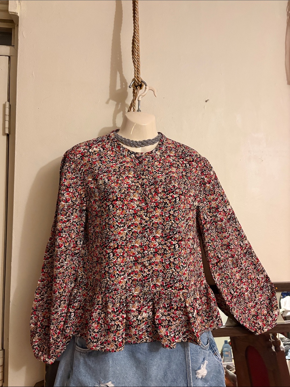Philosophy Ditsy Floral Peplum Blouse - Red, Black, Cream. Viscose